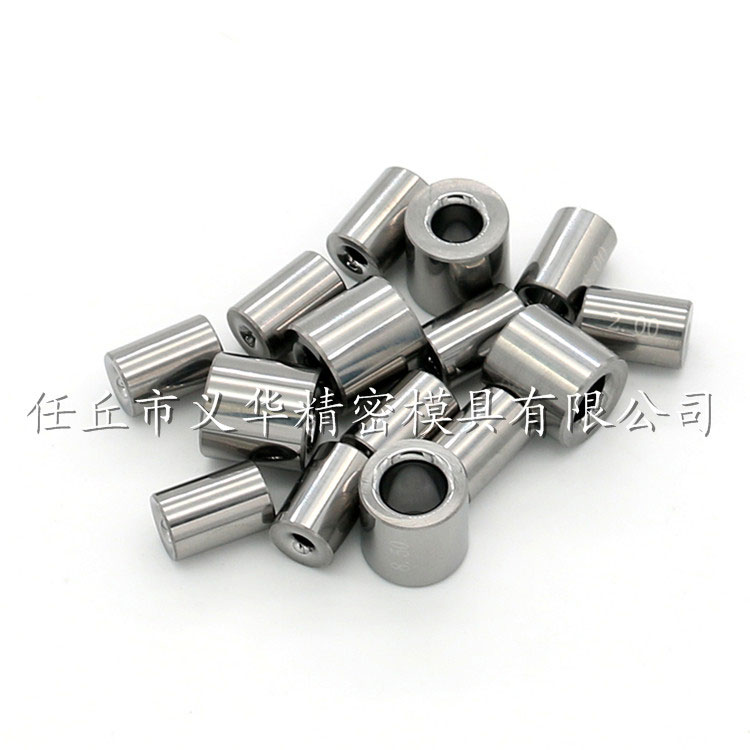 1713433402688321.jpg 5鎢鋼過線模.jpg